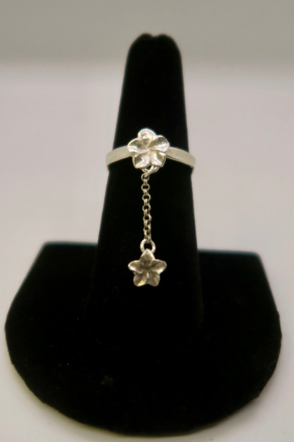 FLOWER DROPLET RING