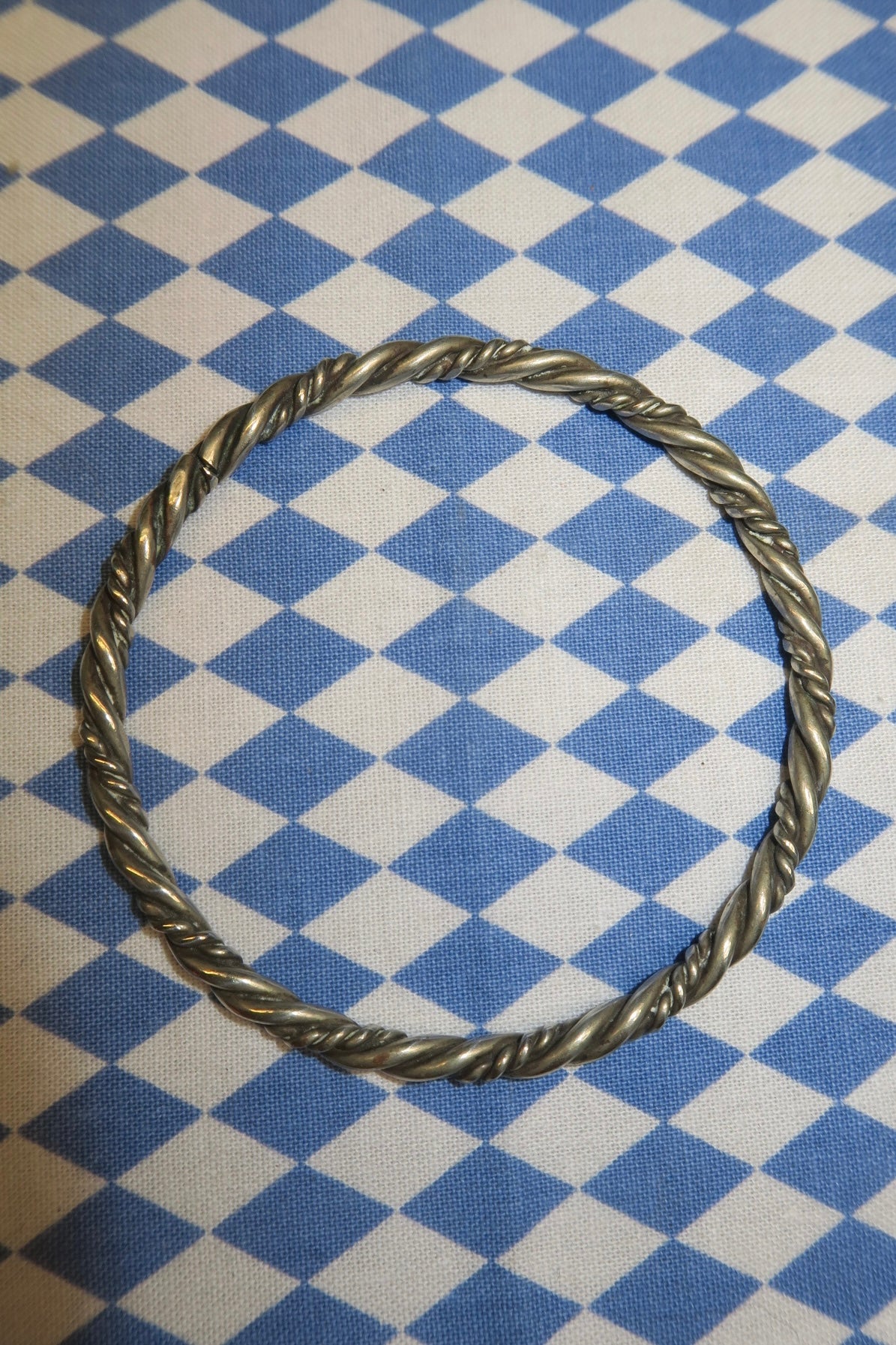 TWISTED SISTER BANGLE