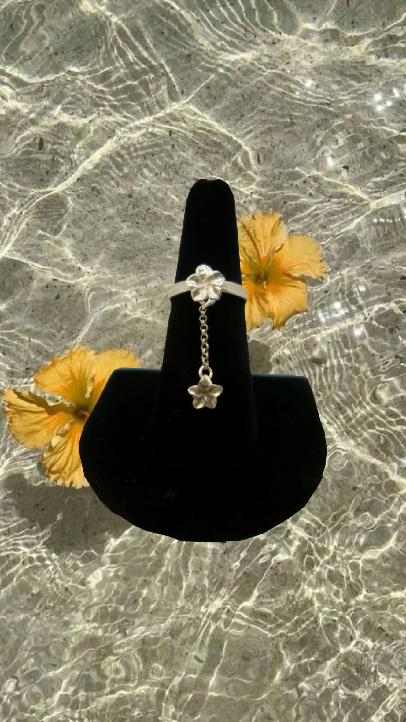 FLOWER DROPLET RING