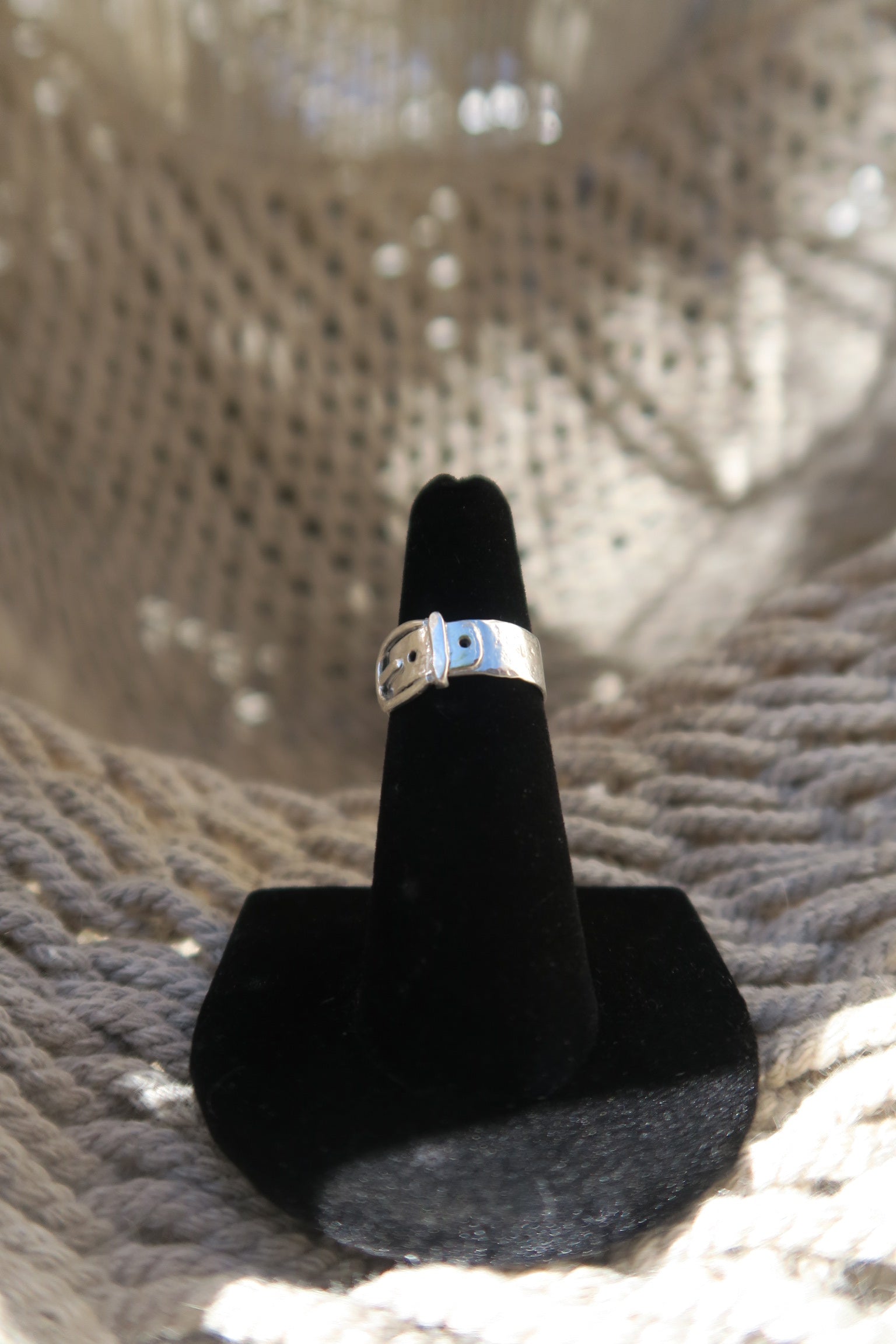 BUCKLE RING