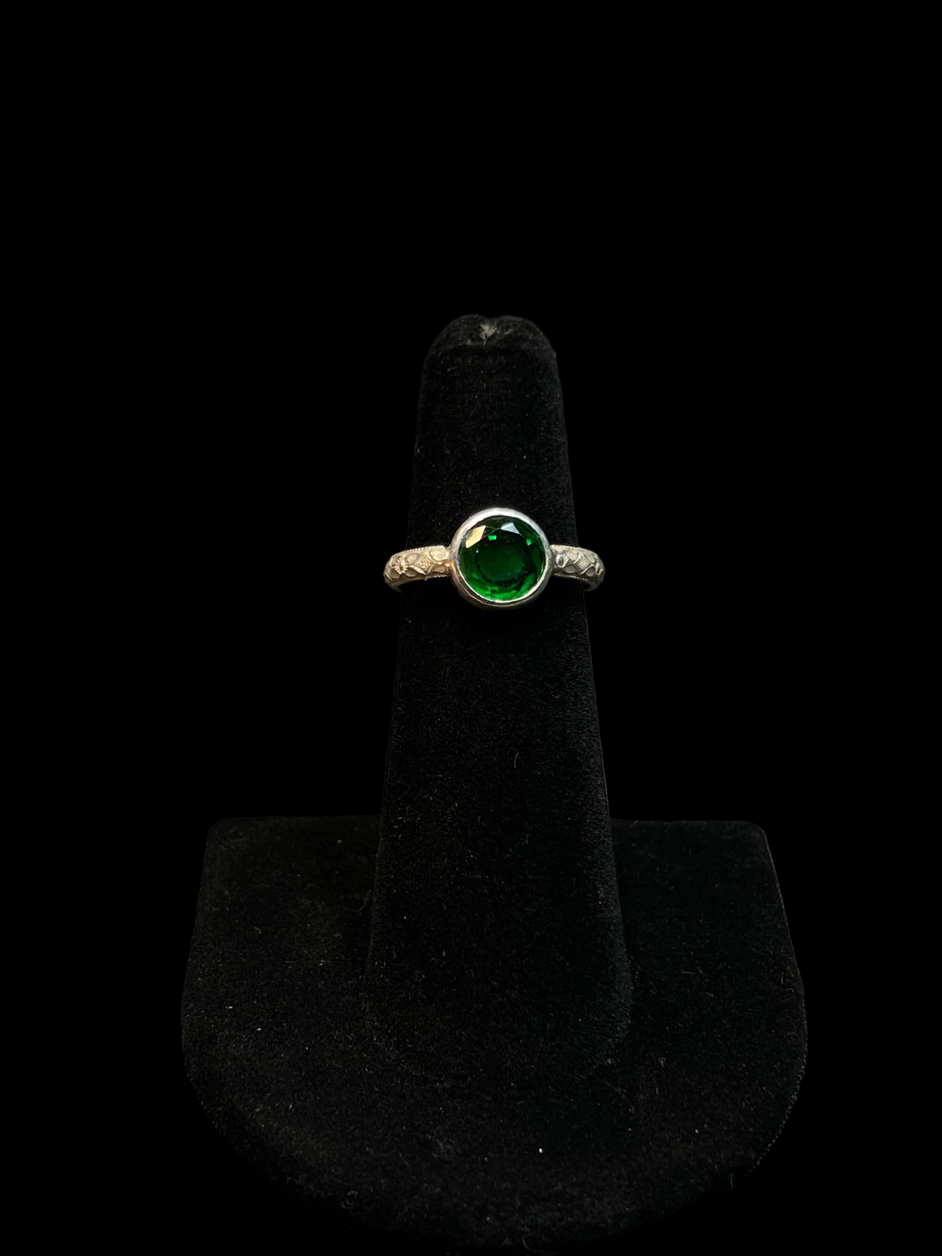 BEZEL SET EMERALD CZ