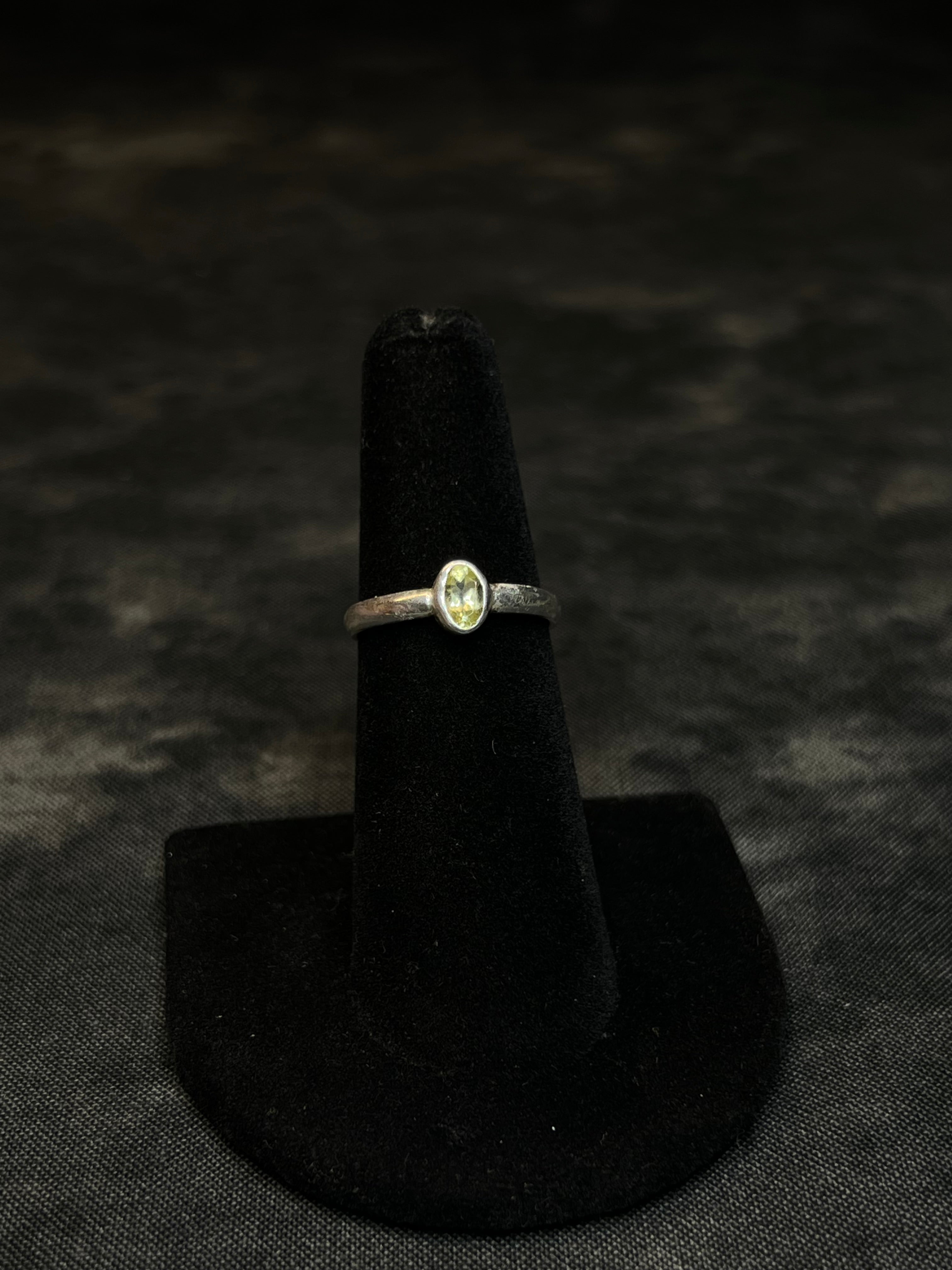 BEZEL SET YELLOW CITRINE