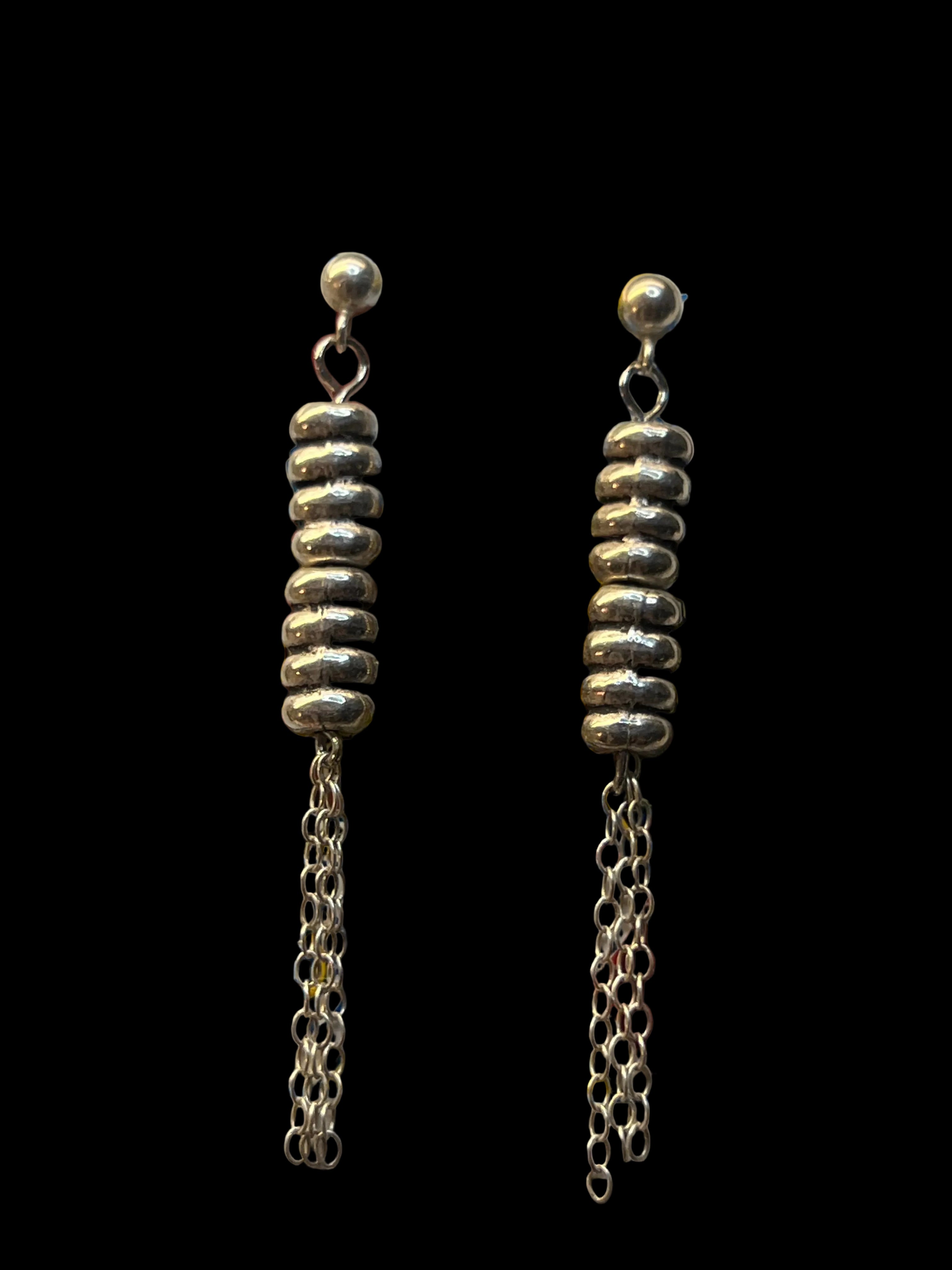 RATTLER DROPLET STUD EARRINGS