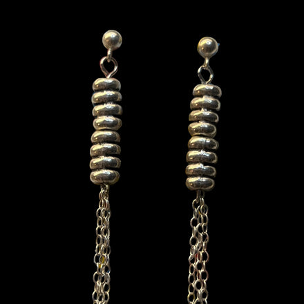RATTLER DROPLET STUD EARRINGS