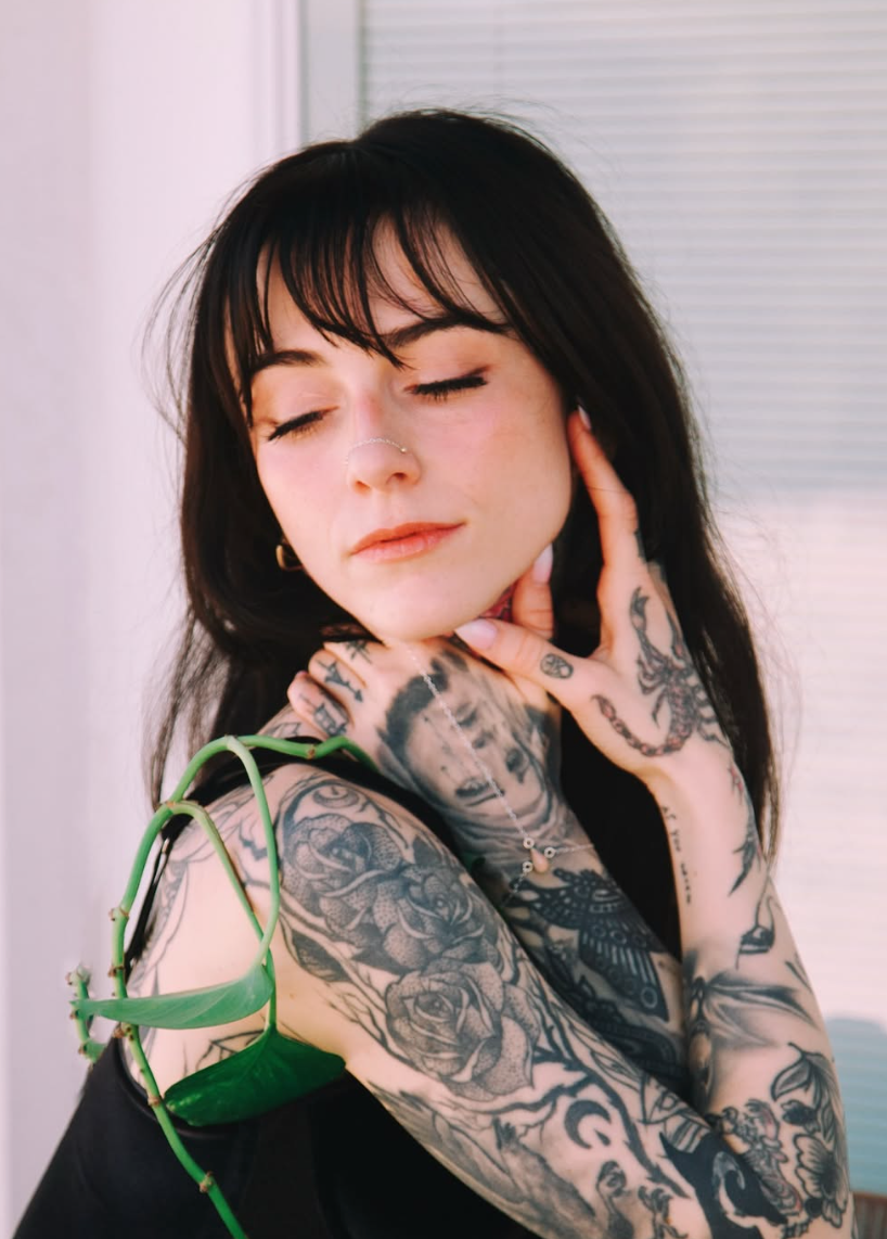 OPAL HANDCHAIN
